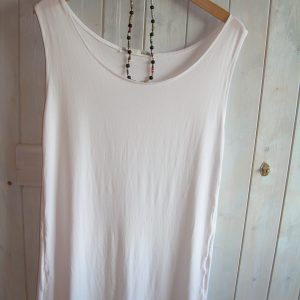 “Kajsa” – White Loosefit Top